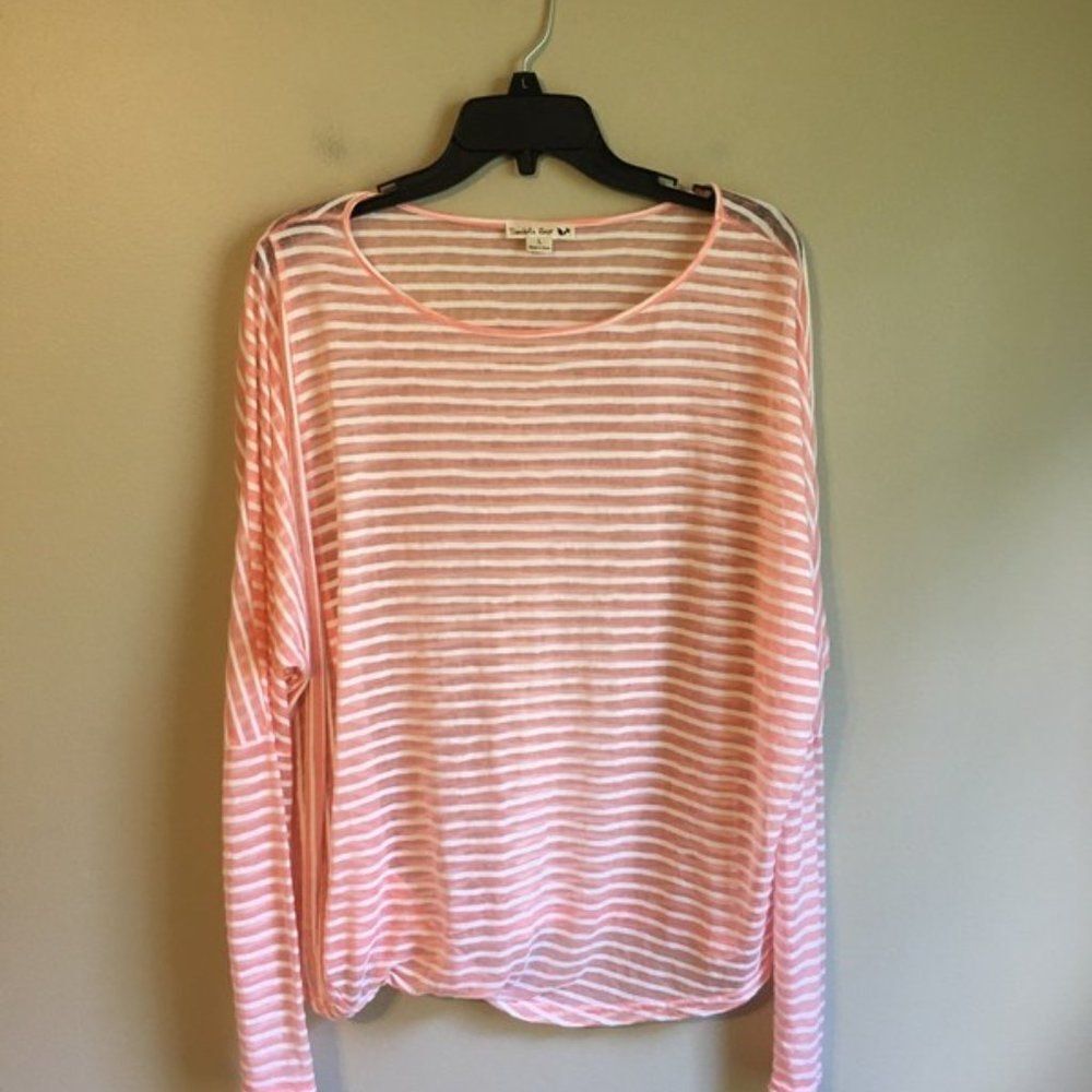 Double Zero large long sleeved top‎